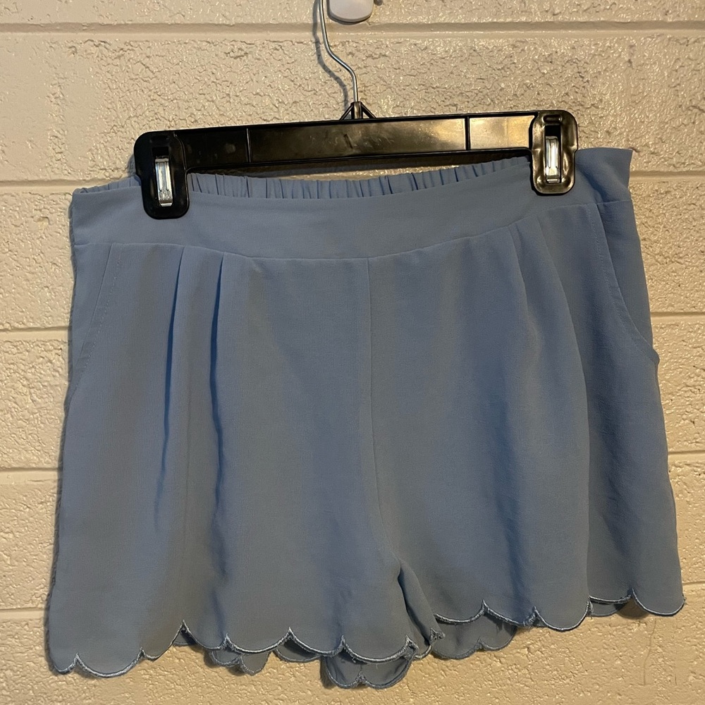 mine Rounded Bottom Shorts - Picture 2 of 3